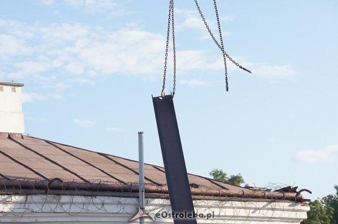 Potężny świder na budowie Muzeum Żołnierzy Wyklętych w Ostrołęce [WIDEO, ZDJĘCIA] - zdjęcie #9 - eOstroleka.pl