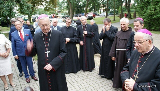 50-lecie parafii w Rostkowie [WIDEO, ZDJĘCIA] - zdjęcie #2 - eOstroleka.pl