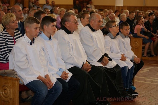 Odpust w parafii pw. Najświętszej Marii Panny Częstochowskiej w Obierwi [ZDJĘCIA] - zdjęcie #21 - eOstroleka.pl