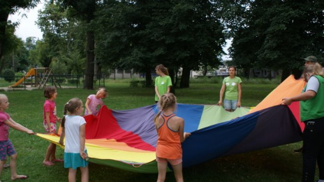 Sierpień z Radosnym Świetlicobusem [30.08.2017] - zdjęcie #112 - eOstroleka.pl