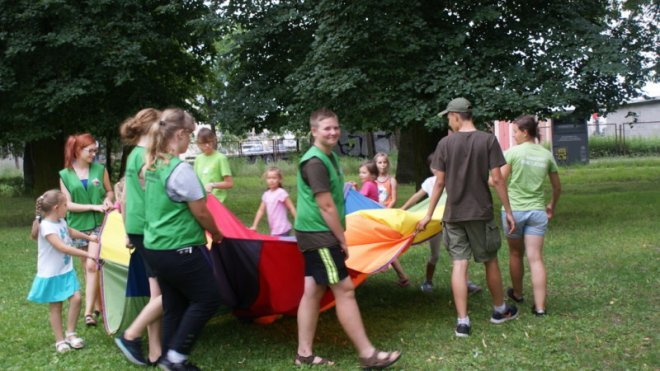 Sierpień z Radosnym Świetlicobusem [30.08.2017] - zdjęcie #105 - eOstroleka.pl