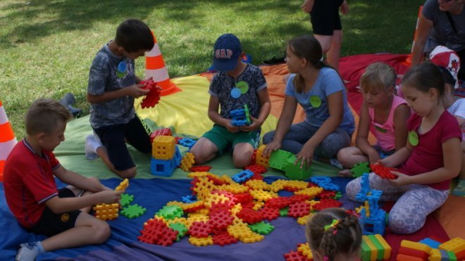 Sierpień z Radosnym Świetlicobusem [30.08.2017] - zdjęcie #23 - eOstroleka.pl