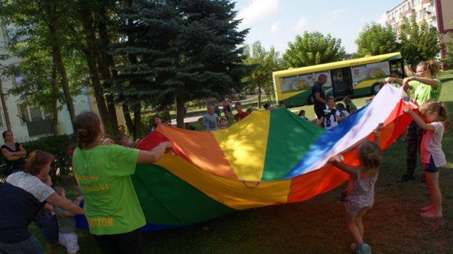 Sierpień z Radosnym Świetlicobusem [30.08.2017] - zdjęcie #10 - eOstroleka.pl