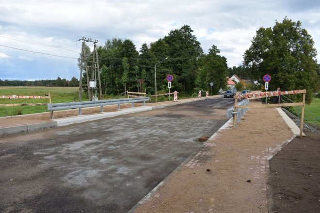 Przebudowa „powiatowych” mostów na finiszu [ZDJĘCIA] - zdjęcie #8 - eOstroleka.pl
