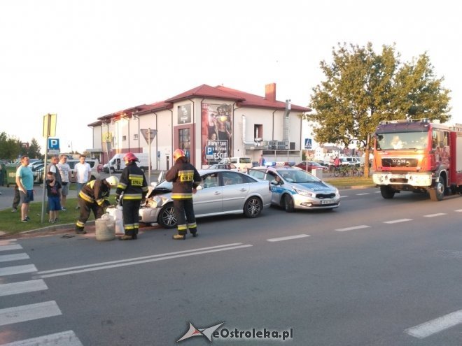 Wypadek na Sikorskiego [30.08.2017] - zdjęcie #9 - eOstroleka.pl