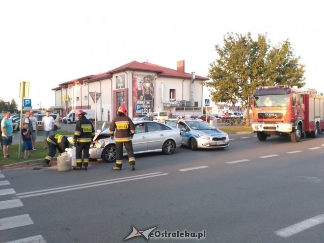 Wypadek na Sikorskiego [30.08.2017] - zdjęcie #10 - eOstroleka.pl