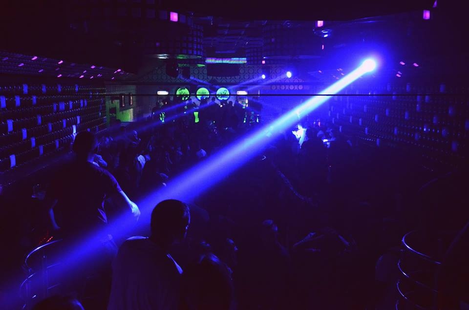 Bungee Party na zakończenie wakacji w Clubie Ibiza Zalesie [ZDJĘCIA] - zdjęcie #24 - eOstroleka.pl