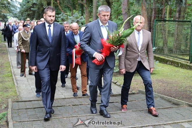 Miejskie obchody rocznicy wybuchu II Wojny Światowej [01.09.2017] - zdjęcie #34 - eOstroleka.pl