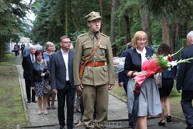 Miejskie obchody rocznicy wybuchu II Wojny Światowej [01.09.2017] - zdjęcie #17 - eOstroleka.pl
