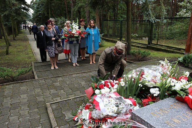 Miejskie obchody rocznicy wybuchu II Wojny Światowej [01.09.2017] - zdjęcie #12 - eOstroleka.pl