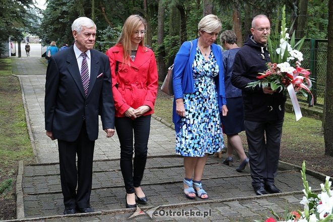 Miejskie obchody rocznicy wybuchu II Wojny Światowej [01.09.2017] - zdjęcie #6 - eOstroleka.pl