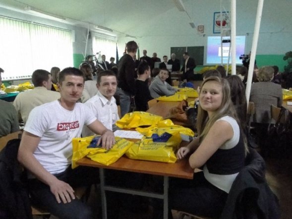 Olimpiada Kurpie- Polska- Unia Europejska (05.03.2010) - zdjęcie #12 - eOstroleka.pl