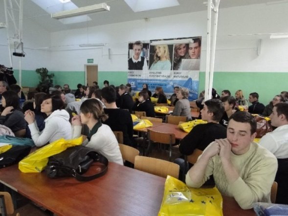 Olimpiada Kurpie- Polska- Unia Europejska (05.03.2010) - zdjęcie #5 - eOstroleka.pl