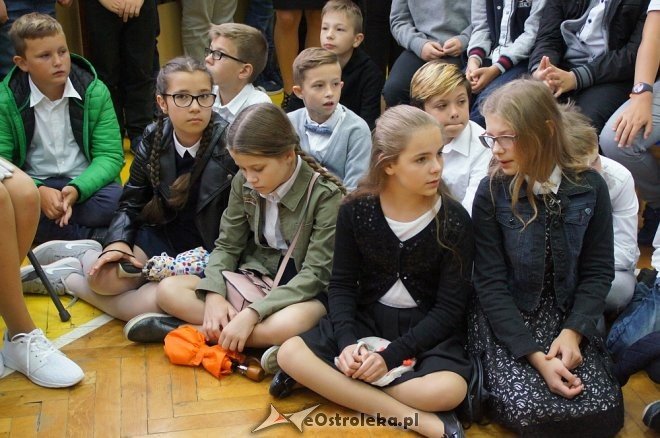 Rozpoczęcie roku szkolnego 2017/2018 w Szkole Podstawowej nr 1 [04.09.2017] - zdjęcie #20 - eOstroleka.pl
