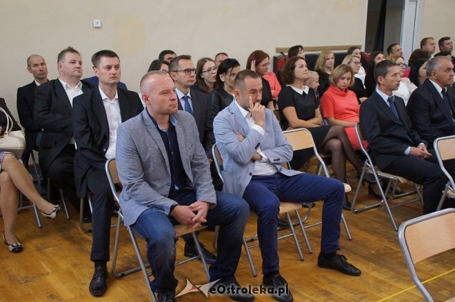 Rozpoczęcie roku szkolnego 2017/2018 w ZSZ nr 1 [04.09.2017] - zdjęcie #17 - eOstroleka.pl