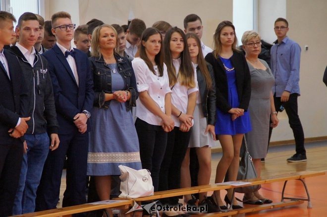 Rozpoczęcie roku szkolnego 2017/2018 w ZSZ nr 1 [04.09.2017] - zdjęcie #12 - eOstroleka.pl