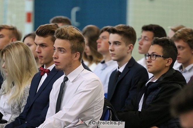 Rozpoczęcie roku szkolnego w I Liceum Ogólnokształcącym [04.09.2017] - zdjęcie #2 - eOstroleka.pl