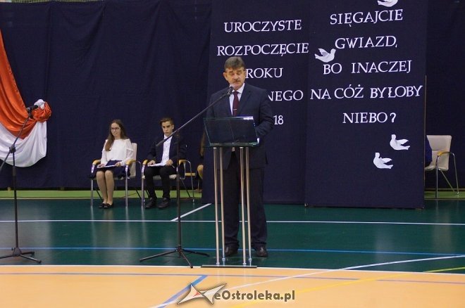 Rozpoczęcie roku szkolnego 2017/2018 w ZS nr 5 04.09.2017] - zdjęcie #4 - eOstroleka.pl