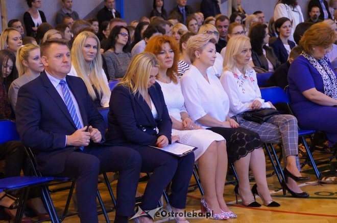 Rozpoczęcie roku szkolnego 2017/2018 w SP nr 10 [04.09.2017] - zdjęcie #83 - eOstroleka.pl