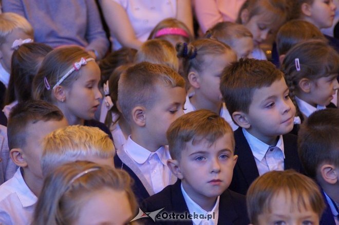 Rozpoczęcie roku szkolnego 2017/2018 w SP nr 10 [04.09.2017] - zdjęcie #55 - eOstroleka.pl