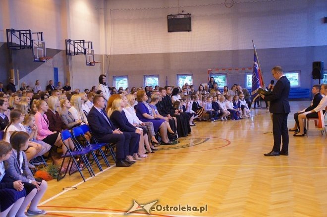 Rozpoczęcie roku szkolnego 2017/2018 w SP nr 10 [04.09.2017] - zdjęcie #43 - eOstroleka.pl
