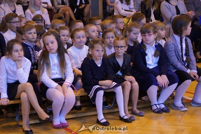 Rozpoczęcie roku szkolnego 2017/2018 w SP nr 10 [04.09.2017] - zdjęcie #40 - eOstroleka.pl