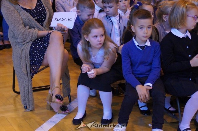 Rozpoczęcie roku szkolnego 2017/2018 w SP nr 10 [04.09.2017] - zdjęcie #35 - eOstroleka.pl