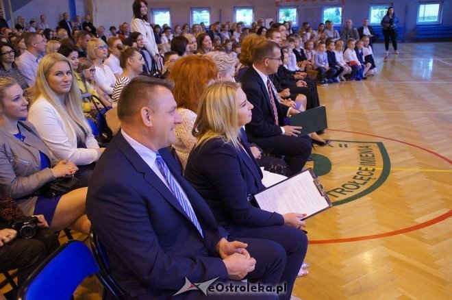 Rozpoczęcie roku szkolnego 2017/2018 w SP nr 10 [04.09.2017] - zdjęcie #28 - eOstroleka.pl