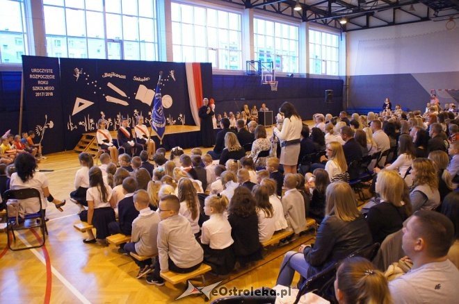 Rozpoczęcie roku szkolnego 2017/2018 w SP nr 10 [04.09.2017] - zdjęcie #27 - eOstroleka.pl
