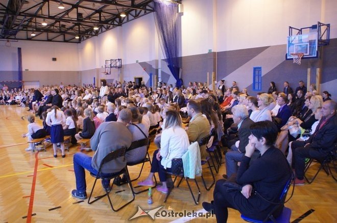 Rozpoczęcie roku szkolnego 2017/2018 w SP nr 10 [04.09.2017] - zdjęcie #3 - eOstroleka.pl