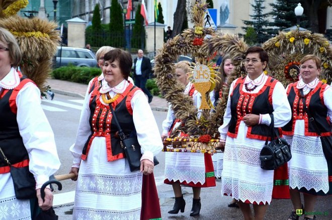 Dożynki gminno-parafialne w Kadzidle [03.09.2017] - zdjęcie #24 - eOstroleka.pl