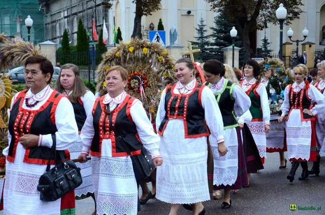 Dożynki gminno-parafialne w Kadzidle [03.09.2017] - zdjęcie #23 - eOstroleka.pl
