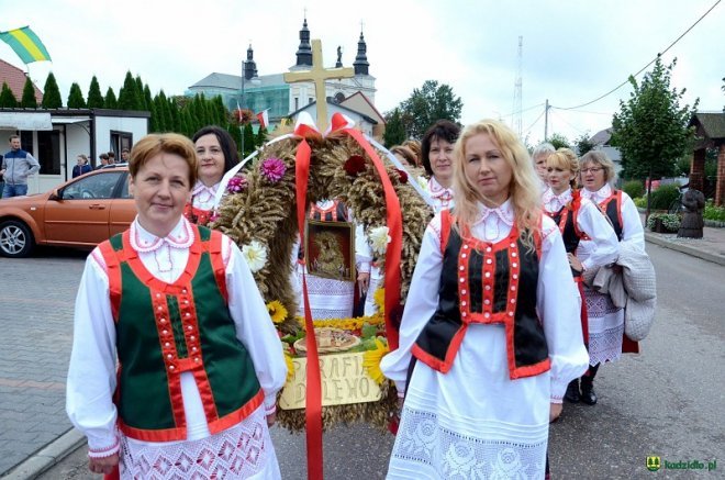 Dożynki gminno-parafialne w Kadzidle [03.09.2017] - zdjęcie #14 - eOstroleka.pl