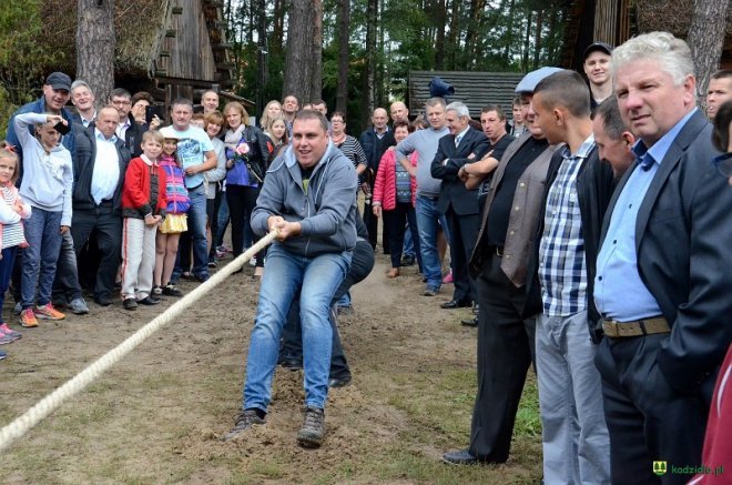 Dożynki gminno-parafialne w Kadzidle [03.09.2017] - zdjęcie #156 - eOstroleka.pl