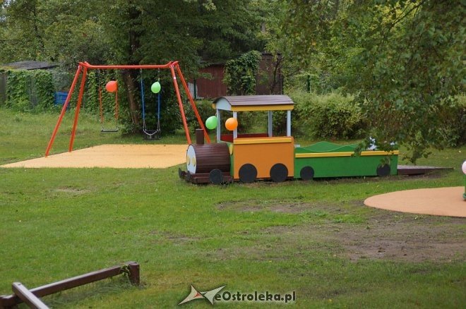 Ostrołęka: Przedszkole nr 5 ma nowy plac zabaw [ZDJĘCIA] - zdjęcie #32 - eOstroleka.pl