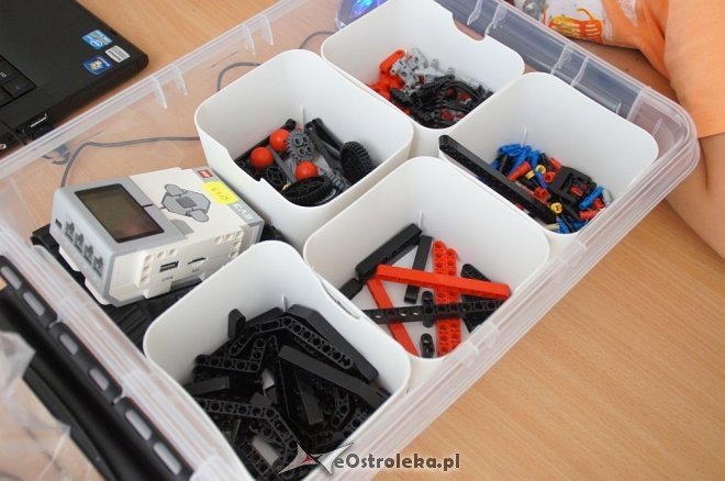 Ostrołęka: Budowali ruchome katapulty z kloców LEGO [WIDEO, ZDJĘCIA] - zdjęcie #6 - eOstroleka.pl