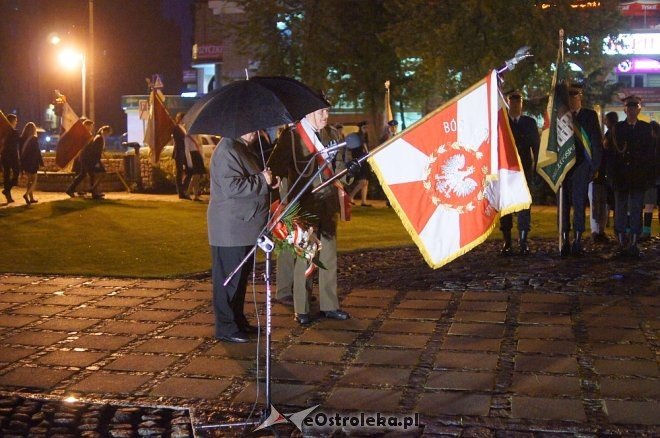 Miejskie obchody 78. rocznicy zbrojnej napaści ZSRR na Polskę [17.09.2017] - zdjęcie #9 - eOstroleka.pl