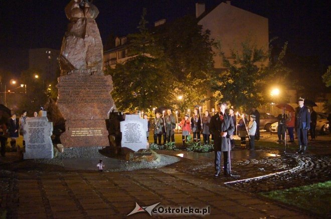 Miejskie obchody 78. rocznicy zbrojnej napaści ZSRR na Polskę [17.09.2017] - zdjęcie #78 - eOstroleka.pl