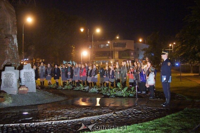 Miejskie obchody 78. rocznicy zbrojnej napaści ZSRR na Polskę [17.09.2017] - zdjęcie #62 - eOstroleka.pl