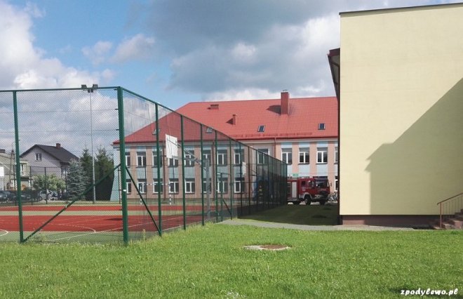 Ewakuacja w szkole w Dylewie [19.09.2017] - zdjęcie #5 - eOstroleka.pl