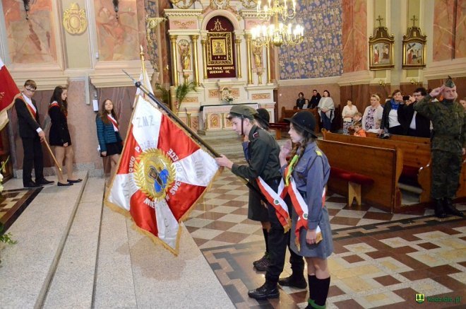 Poświęcenie Skweru Pamięci Męczeństwa Kresowian w Kadzidle [19.09.2017] - zdjęcie #91 - eOstroleka.pl