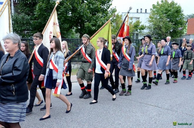 Poświęcenie Skweru Pamięci Męczeństwa Kresowian w Kadzidle [19.09.2017] - zdjęcie #76 - eOstroleka.pl
