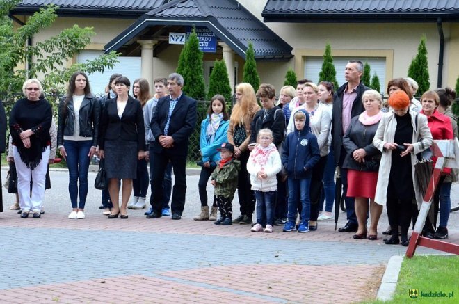 Poświęcenie Skweru Pamięci Męczeństwa Kresowian w Kadzidle [19.09.2017] - zdjęcie #60 - eOstroleka.pl