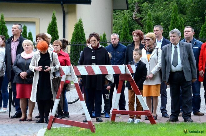 Poświęcenie Skweru Pamięci Męczeństwa Kresowian w Kadzidle [19.09.2017] - zdjęcie #59 - eOstroleka.pl