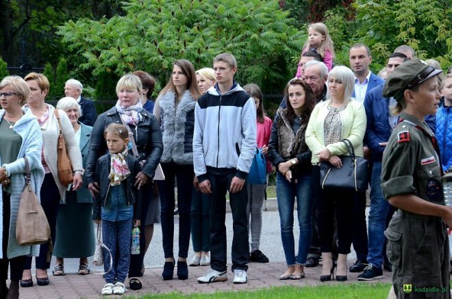 Poświęcenie Skweru Pamięci Męczeństwa Kresowian w Kadzidle [19.09.2017] - zdjęcie #58 - eOstroleka.pl
