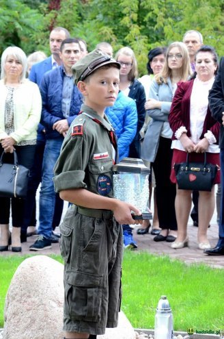 Poświęcenie Skweru Pamięci Męczeństwa Kresowian w Kadzidle [19.09.2017] - zdjęcie #28 - eOstroleka.pl