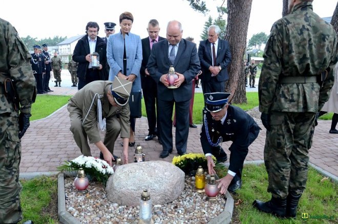 Poświęcenie Skweru Pamięci Męczeństwa Kresowian w Kadzidle [19.09.2017] - zdjęcie #14 - eOstroleka.pl