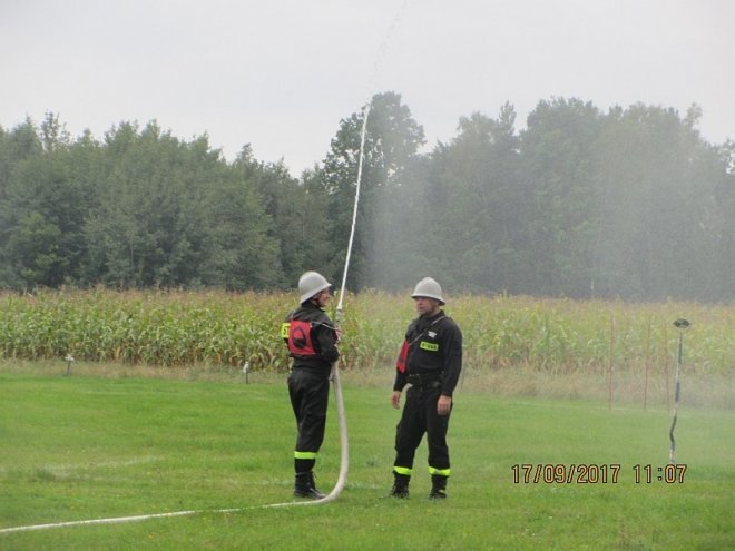 Gminne Zawody Sportowo Pożarnicze w Ramionach [17.09.2017] - zdjęcie #3 - eOstroleka.pl
