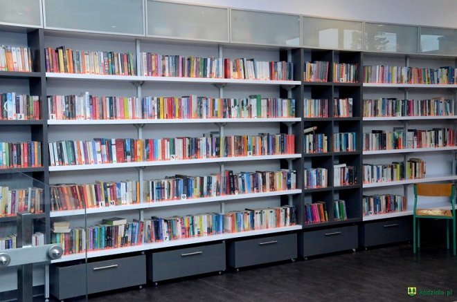 Nowa biblioteka w Kadzidle już gotowa na oficjalne otwarcie [ZDJĘCIA] - zdjęcie #3 - eOstroleka.pl