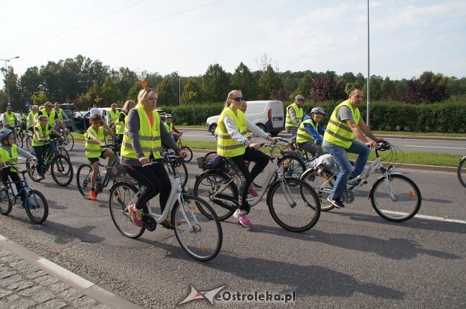 III Rajd Rowerowy w ramach  Dnia Bez Samochodu [24.09.2017] - zdjęcie #34 - eOstroleka.pl